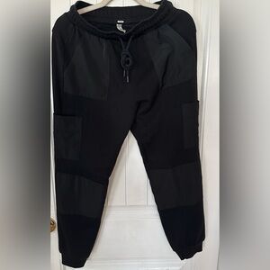 ALO Yoga Black Jogger Pants Size S